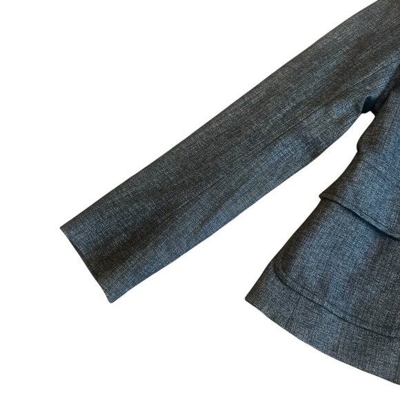 Theory Button-Down Blazer Jacket Black Grey Pockets Fitted Wool Size 4 Women's - Picture 3 of 12